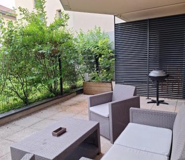 Allonzier-la-Caille Apartamento | Lovely cozy apartment with large terrace