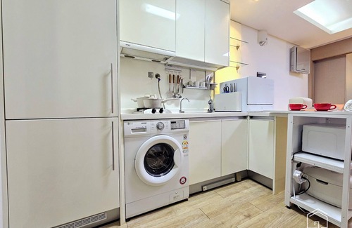 Nonhyeon-dong Apartamento | lovely cozy apartment&extraordinary space of Seoul Gangnam [min 30day stay only]
