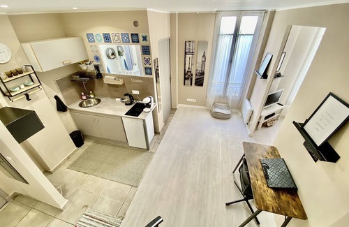 Le Piol Apartamento | Lovely & cozy duplex heart of Nice with bathtub!