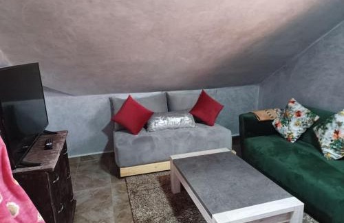 Ifrane Apartamento | Lovely & Cozy Self-Contained Studio Apartment For 2 Guests Apt No 3