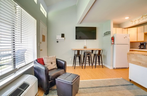 Quincy Condominio | Lovely Crescent Bar Condo w/ Community Amenities!