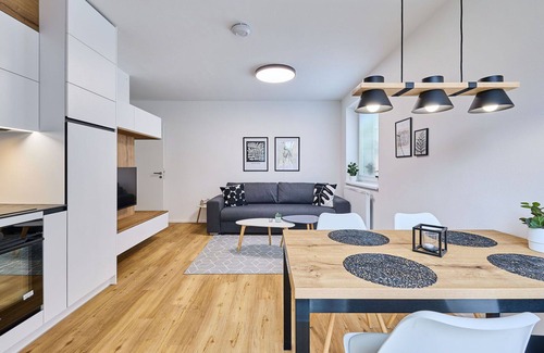 Svoboda nad Upou Apartamento | Precioso apartamento para 4 personas con terraza y aparcamiento