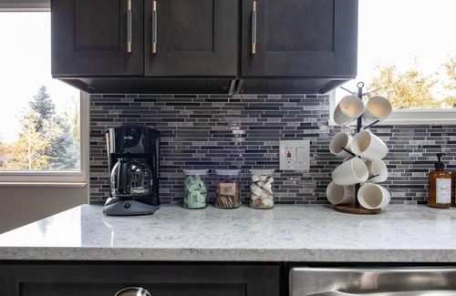 Arvada Casa | Lovely Denver Retreat W Cozy Fire Pit Games