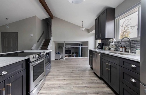Arvada Casa | Lovely Denver Retreat W Cozy Fire Pit Games
