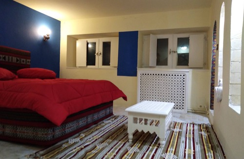 Sidi Bou Said Casa | Encantadora habitación doble con una vista maravillosa y todas las comodidades.