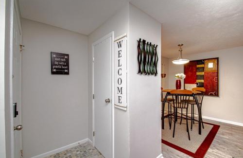 Trotwood Apartamento | Lovely Eclectic Duplex - Peaceful Neighborhood