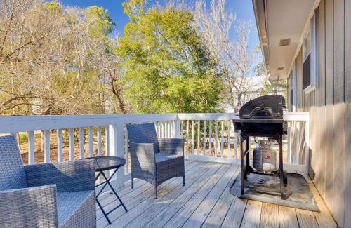 Emerald Isle Casa | Lovely Emerald Isle Home, Walk to Beach!