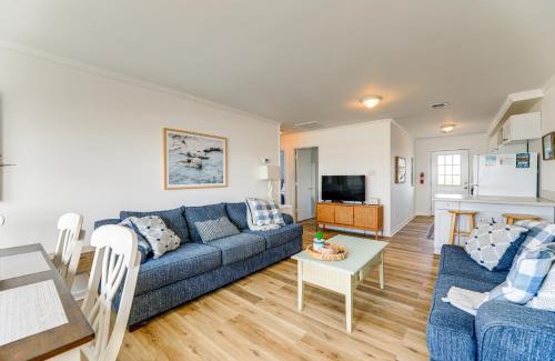 Indian Beach Casa | Lovely Emerald Isle Beach House - Steps to Beach!