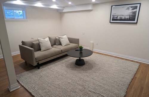 East York Casa | Lovely Family Home in Leaside