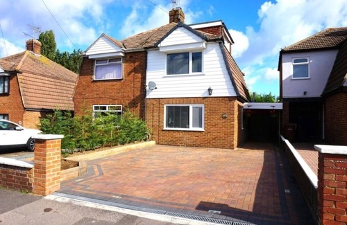 Gillingham Casa | Lovely Family Home in Rainham