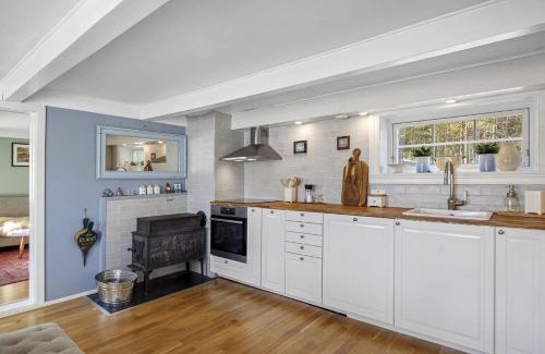 Amli Casa | Lovely Farmhouse By Nidelva With Sauna And Hot Tub