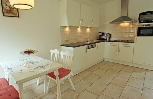 Beertsenhoven Casa | Lovely Farmhouse in Wijlre near Forest