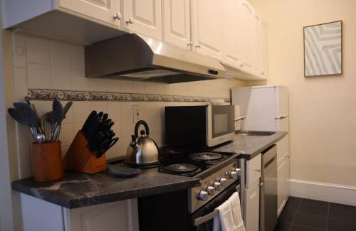 Fenway–Kenmore Apartamento | Lovely Fenway 1br in Historic Boston Building