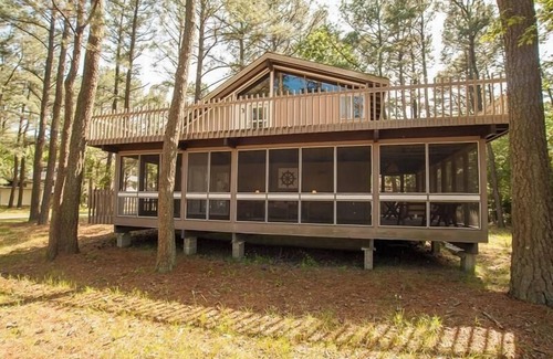 North Shores Casa | Lovely five bedroom home located in the North Shores area of Rehoboth