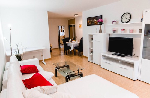 Rhein-Erft-Kreis District Apartamento | Piso de lujo entre Colonia y Bonn, aeropuerto y servicio de transporte ferial.