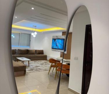Cite Al Mohammadi Apartamento | Lovely flat with pool