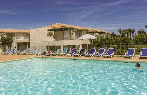 Casamozza Apartamento | Precioso apartamento para 4 personas con WIFI, A/C, piscina, terraza y aparcamiento