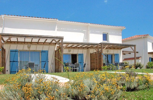 Casamozza Apartamento | Precioso apartamento para 4 personas con WIFI, A/C, piscina, terraza y aparcamiento