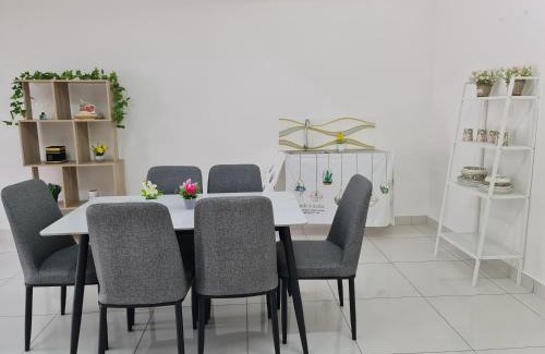 Hulu Selangor Casa | Lovely Garden Guest House, Ulu Yam
