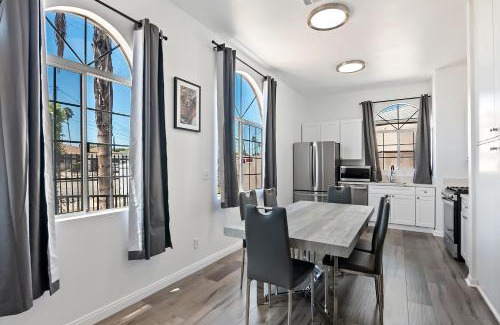 NoHo Arts District Apartamento | Lovely gated 3bedroom & 2 bath unit near Universal studio and Hollywood
