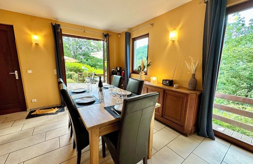 Aywaille Chalet De Esquí | Lovely gite with a pretty view over the valley