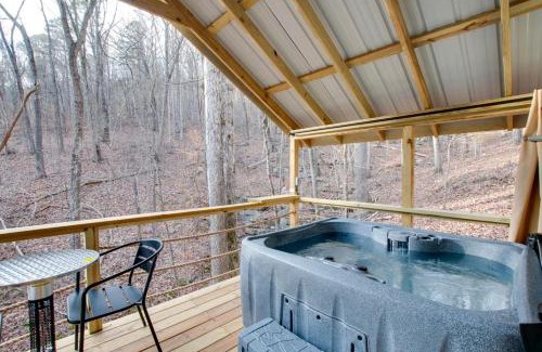 Groveoak Otro | Lovely Glamping Tent with Amazing Equipped Indoor and Outdoor in Alabama