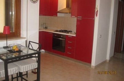Pizzo Apartamento | Lovely ground floor apartment with a garden, 5 minutes walk to a sandy beach