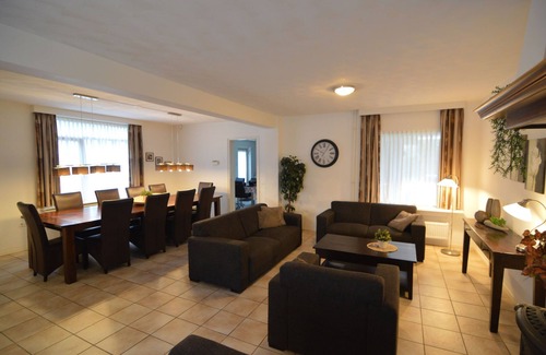 Municipality of Valkenswaard Villa | Mansión con Patrimonio en Valkenswaard cerca del bosque