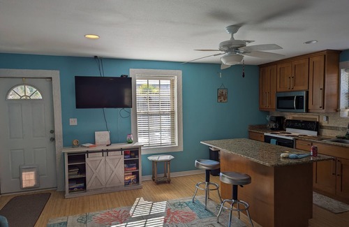 Ono Island Cabaña | Lovely Guest Cottage min from Perdido Key Beaches
