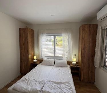 Kfar Sava Casa | Lovely Guest House- אירוח בכפר סבא