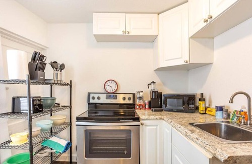 Hyde Park Apartamento | Lovely historic apt near Amelia Arena + Hyde Park