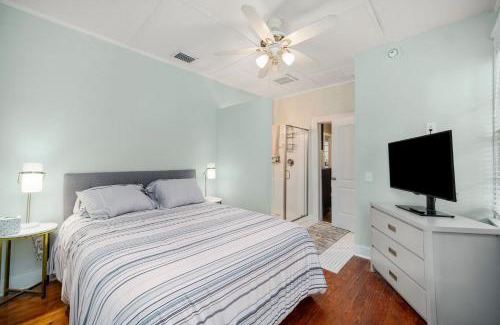 Westside Casa | Lovely & Historical 3BR - Balcony - Central Location