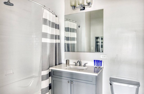Hoboken Apartamento | Lovely Hoboken 2BR w/ Gym, W/D & Elevator, near Waterfront, by Blueground