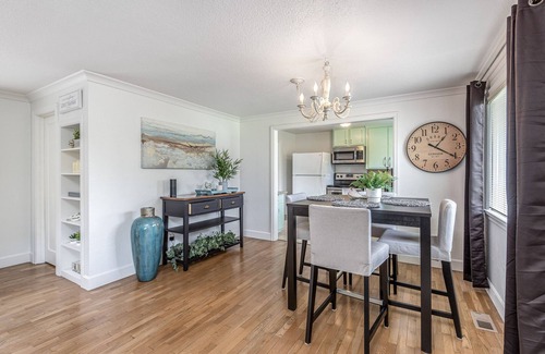 Puyallup Casa | Lovely home close to all downtown amenities!