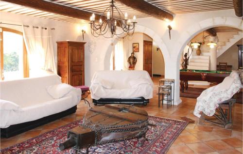 Chateaurenard Casa | Lovely Home In Châteaurenard