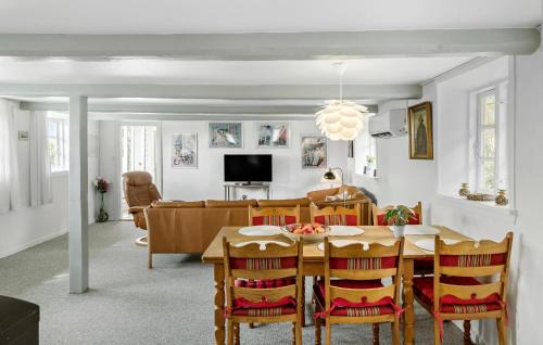 Faxe Casa | Lovely Home In Faxe With Wifi