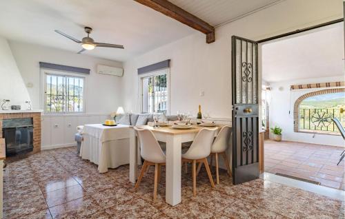 Guaro Casa | Lovely Home In Guaro With Wifi