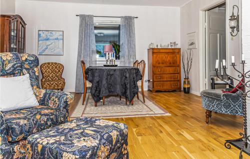 Hofors Casa | Lovely Home In Hofors With Kitchen