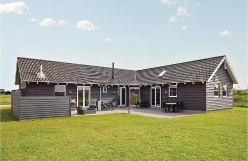 Nr. Lyngby Casa | Lovely Home In Løkken With Sauna