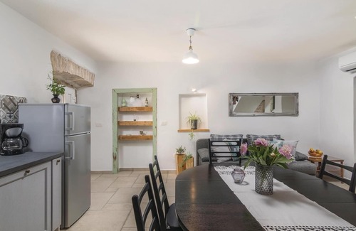 Paradiz Casa | Impresionante casa en Labin con cocina