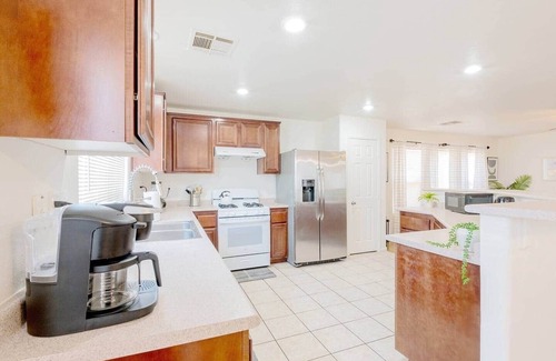 Enterprise Casa | Lovely home in Las Vegas 4 bed