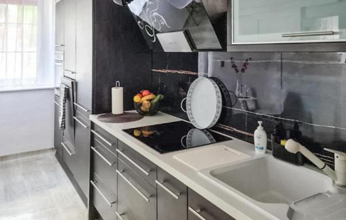 Lubniewice Casa | Lovely Home In Lubniewice With Wifi