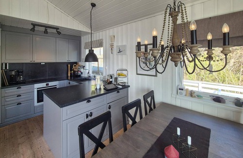 Bomlo Casa | Preciosa casa en Mosterhamn con sauna