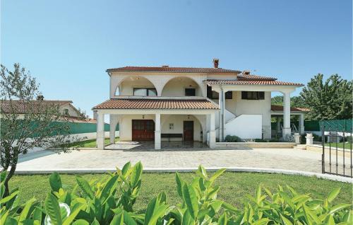 Skropeti Casa | Lovely Home In Motovun