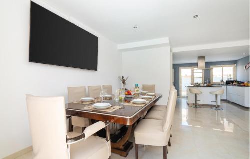 Muro Casa | Lovely Home In Muro With Wifi