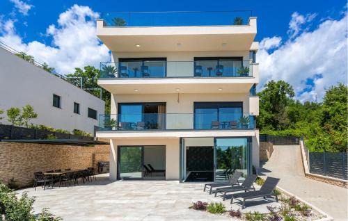 Opric Casa | Lovely Home In Opric With Wifi