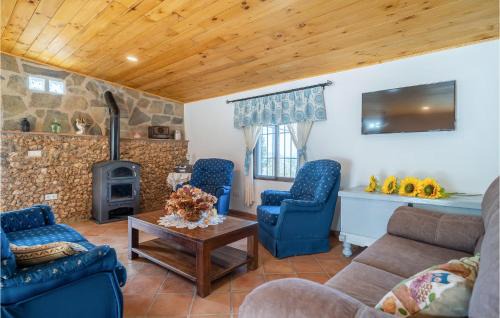Periana Casa | Lovely Home In Periana