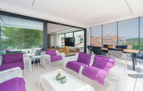 Borik Casa | Lovely Home In Rovinj With Kitchen