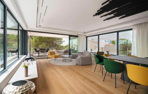 Borik Casa | Lovely Home In Rovinj With Kitchen
