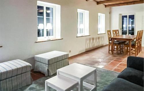 Skivarp Casa | Lovely Home In Skivarp With Wifi